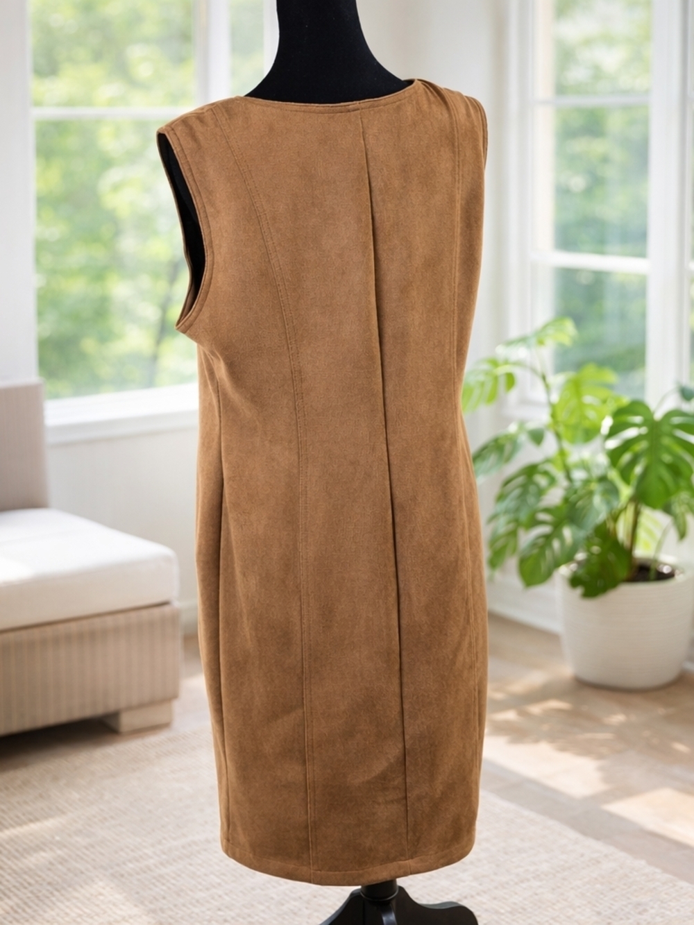 Shelby & Palmer Faux Suede Dress Gold Zip Pockets Sleeveless Size 14 - Picture 3 of 9